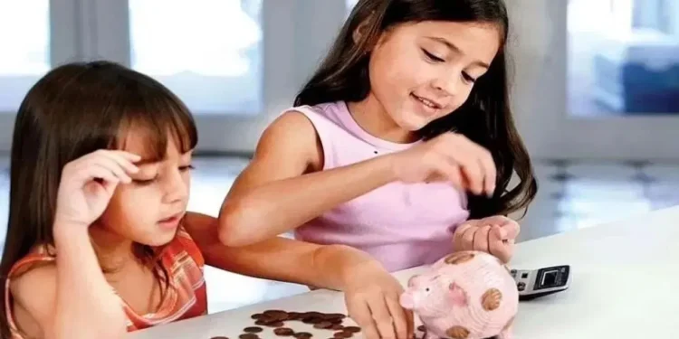 बेटी की शादी और पढ़ाई की टेंशन खत्म! रोजाना ₹200 की बचत से मिलेंगे पूरे ₹40 लाख; जानें इस सरकारी स्कीम का पूरा गणित 1 sukanya samriddhi scheme