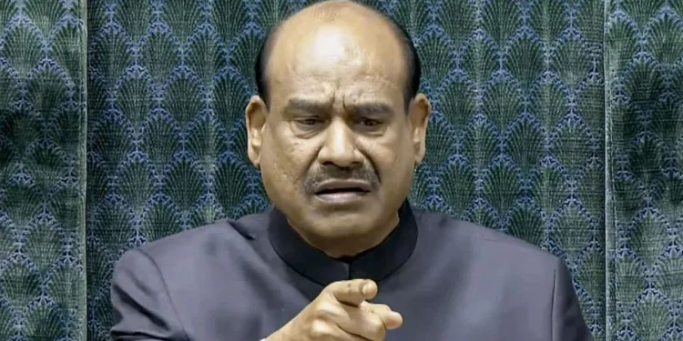 संसद में बड़ा संवैधानिक संकट! ओम बिरला को पद से हटाने के नोटिस पर चर्चा आज, पीठासीन अधिकारी नहीं रहेंगे फिर भी सदन में मौजूद रहने का है अधिकार 1 untitled design 2026 03 05t145140.146