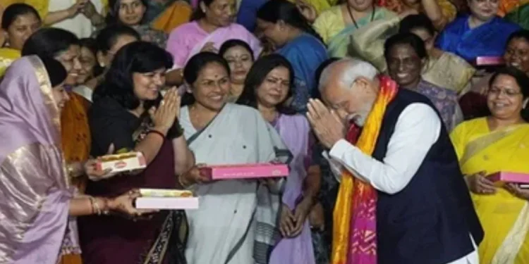 Mission 2029: संसद में महिलाओं की होगी 'बल्ले-बल्ले'! 33% आरक्षण के साथ बढ़ेगा प्रतिनिधित्व; क्या आपकी सीट भी हो जाएगी महिलाओं के लिए रिजर्व? 1 untitled design 2026 03 10t093046.201