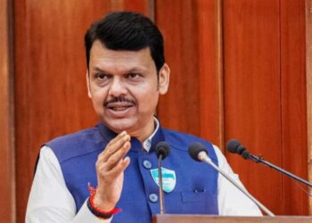 संजय राउत का दावा, फडणवीस जा सकते हैं दिल्ली महाराष्ट्र में बदलाव संभव 2 1576 956019655087 257270685813 079731 420361875763 719243560708569108 331