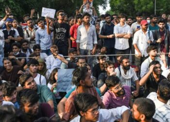 धर्मेन्द्र प्रधान पर फैसला तय? कैबिनेट बैठक से पहले पीएम मोदी के बड़े संकेत, डैमेज कंट्रोल में सरकार 5 3287 170533009194492509255275481976 884125775439196485 818736 894162225