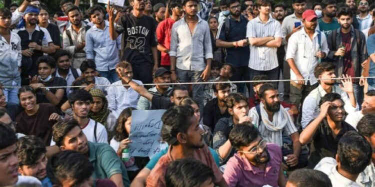 धर्मेन्द्र प्रधान पर फैसला तय? कैबिनेट बैठक से पहले पीएम मोदी के बड़े संकेत, डैमेज कंट्रोल में सरकार 1 3287 170533009194492509255275481976 884125775439196485 818736 894162225