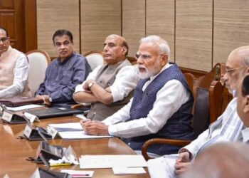 पेपर लीक पर सरकार का सबसे बड़ा एक्शन! 10 साल की जेल, ₹10 करोड़ जुर्माना, नए कानून को कैबिनेट की मंजूरी 5 3385 201870135289 577131337 102856 113885485393769 354300 194621343829 301