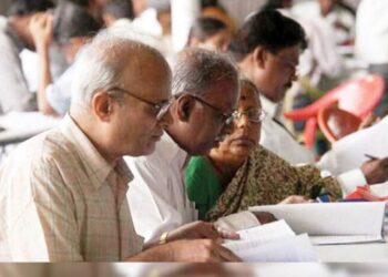 पेंशनधारकों के लिए बड़ी खुशखबरी! मुफ्त इलाज वाला कार्ड बनवाना हुआ आसान, अब अलग से नहीं भरना होगा फॉर्म 4 3558 167921427297417238479560460764918 568399 820653013 072587780566 431