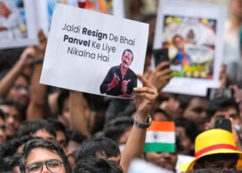 Neet आंदोलन में परिवारों के विरोध के बावजूद जंतर-मंतर पहुंचे हजारों Gen Z युवा 4 3858 neet 011234767871275424 938115488 501465123439332244242685 743653 652378 1