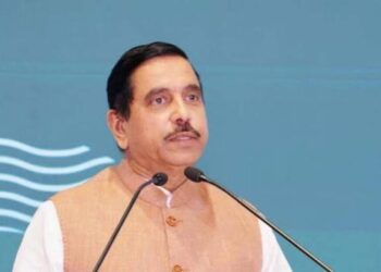 धर्मेंद्र प्रधान के बाद प्रह्लाद जोशी बने शिक्षा मंत्री, चुनौतियां बड़ी 2 3890 807716703893395967915481063 964282033393883233 598889 451440899 544