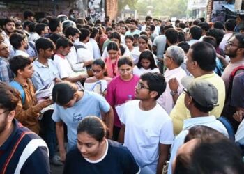 भारत में 8.7 करोड़ युवा Neet, न पढ़ाई न नौकरी; नीति आयोग की रिपोर्ट में बड़ा खुलासा 2 1708 638921866407 202594387 8 7 472621028370609 767132516127 neet 393 296193101