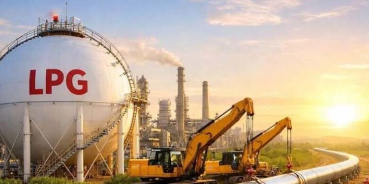 Lpg सप्लाई मजबूत करने की बड़ी तैयारी, 1,800 किमी नई पाइपलाइन पर ₹7,000 करोड़ खर्च 1 1808 lpg 007203847379402917 235839759949383 171256938113 587322 451554271325