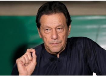 Imran Khan: इमरान खान की तबीयत पर बढ़ी चिंता, अस्पताल में कराया गया मेडिकल 2 2