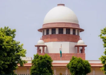 बच्चों की मोबाइल लत पर सुप्रीम कोर्ट सख्त, खेल को मौलिक अधिकार बनाने पर बड़ा फैसला संभव 4 6a86c00bf12af supreme court 193110943 16x9 1
