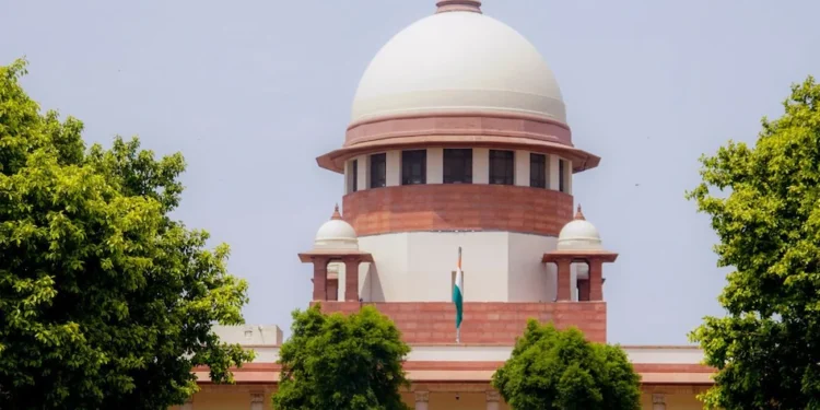 बच्चों की मोबाइल लत पर सुप्रीम कोर्ट सख्त, खेल को मौलिक अधिकार बनाने पर बड़ा फैसला संभव 1 6a86c00bf12af supreme court 193110943 16x9 1