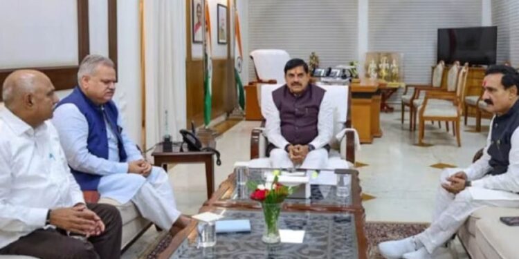 दतिया उपचुनाव हार के बाद Bjp का बड़ा एक्शन, जिला कार्यकारिणी भंग; मंडल-मोर्चा और प्रकोष्ठ भी हटाए 1 7203 094930681695408 430190764056776606937 329189966 633622 839553468 bjp 591