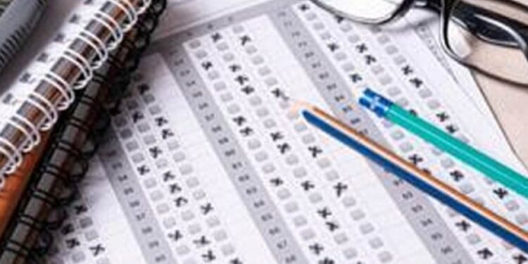 Neet परीक्षा में होंगे बड़े बदलाव! Jee की तर्ज पर कंप्यूटर मोड और Omr खत्म? सरकार ने बताया पूरा प्लान 1 7398 neet 497025860270251638642 972543256 589941130275110 780444085981 157956