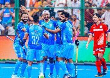1975 विश्व कप विजेताओं ने भारतीय टीम को दिया जीत का मंत्र, बोले देश के लिए खेलो 2 8581 1975 988860099670100 807774 852650566235456134224644 180092 300794842432