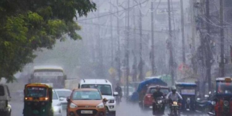 Weather Alert: जम्मू-कश्मीर, हिमाचल समेत कई राज्यों में भारी बारिश का अलर्ट, जानें आज का मौसम 1 8915 weather alert 961852032513733 345360620270254570 917517875671342590 853147647