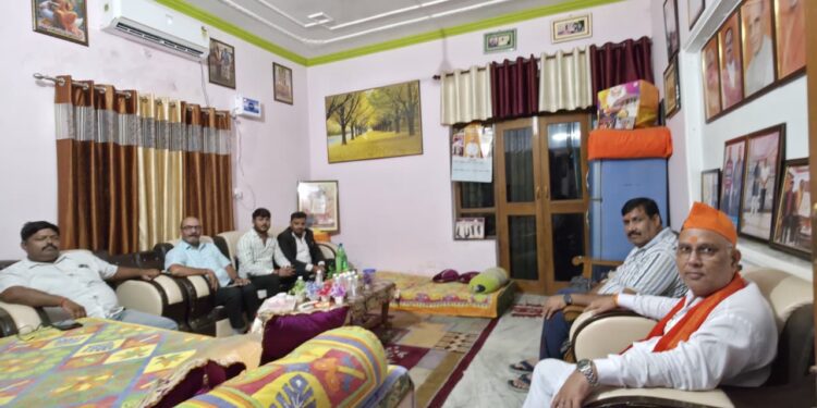 पप्पू यादव के खिलाफ एफआईआर और गिरफ्तारी की मांग, गोरक्षनाथ सनातन संघ ने पुलिस को सौंपा ज्ञापन 1 IMG 20260801 WA0014