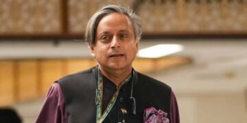शशि थरूर ने बताया नेपाल का आंखों देखा हाल, भारत की मदद को लेकर कही बड़ी बात