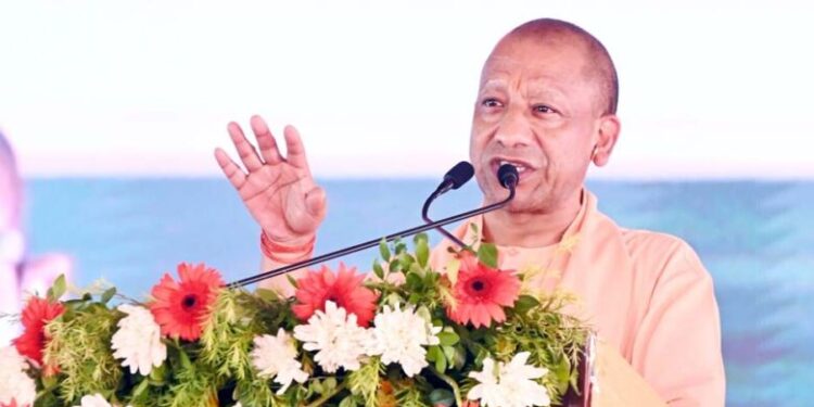 रक्षाबंधन पर महिलाओं को बड़ा तोहफा, यूपी में एक साथी के साथ मुफ्त बस यात्रा 1 yogi 52 780x470 1