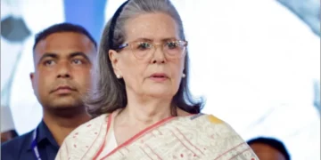 Sonia Gandhi Voter List Case: दिल्ली कोर्ट ने मजिस्ट्रेट का आदेश रद्द किया, सोनिया गांधी से जुड़े मामले में नए सिरे से होगी सुनवाई