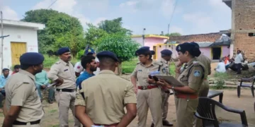 Damoh News: कबीरपुर में महिला और तीन बच्चों की मौत से सनसनी, पति से पूछताछ; FSL टीम जुटा रही साक्ष्य