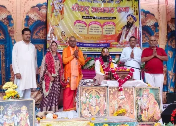 श्रीमद्भागवत कथा के दूसरे दिन राजा परीक्षित के श्राप और शुकदेव जी के आगमन का भावपूर्ण वर्णन 2 श्रीमद्भागवत कथा के दूसरे दिन राजा परीक्षित के श्राप और शुकदेव जी के आगमन का भावपूर्ण वर्णन