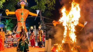 सनातनी विनोद कुमार बिंदल के मार्गदर्शन में रामलीला का समापन, दशहरा पर रावण वध और श्रीराम के राजतिलक का मंचन 5 सनातनी विनोद कुमार बिंदल के मार्गदर्शन में रामलीला का समापन, दशहरा पर रावण वध और श्रीराम के राजतिलक का मंचन